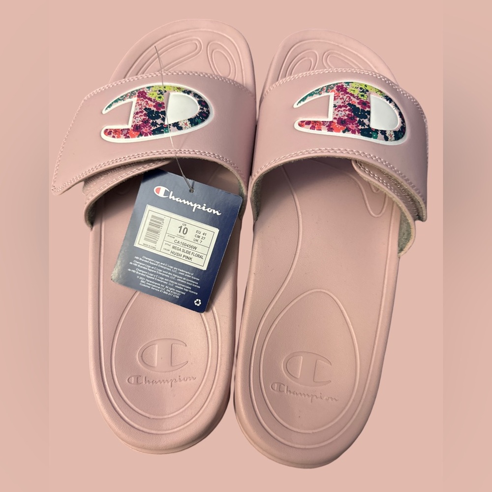 Champion Woman size 10 NWT